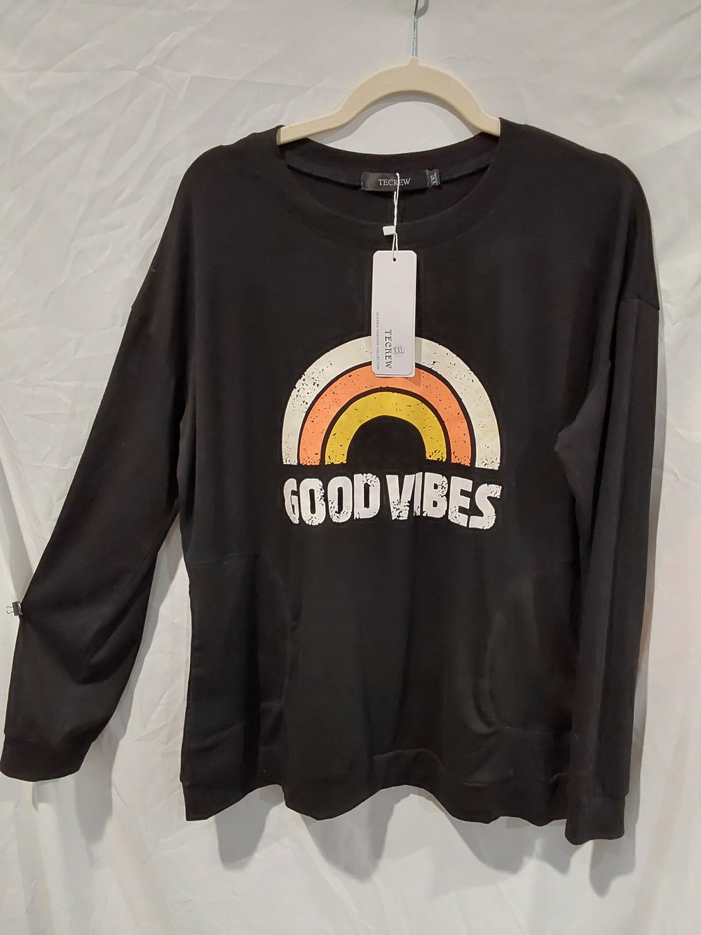 TECREW Black Long-Sleeve Tee with Retro Rainbow 'Good Vibes' Graphic